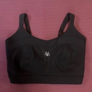 SOLIDARITY HIGH-IMPACT SPORTS BRA
